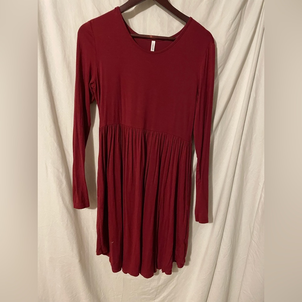LONG SLEEVE DRESS SIZE MEDIUM